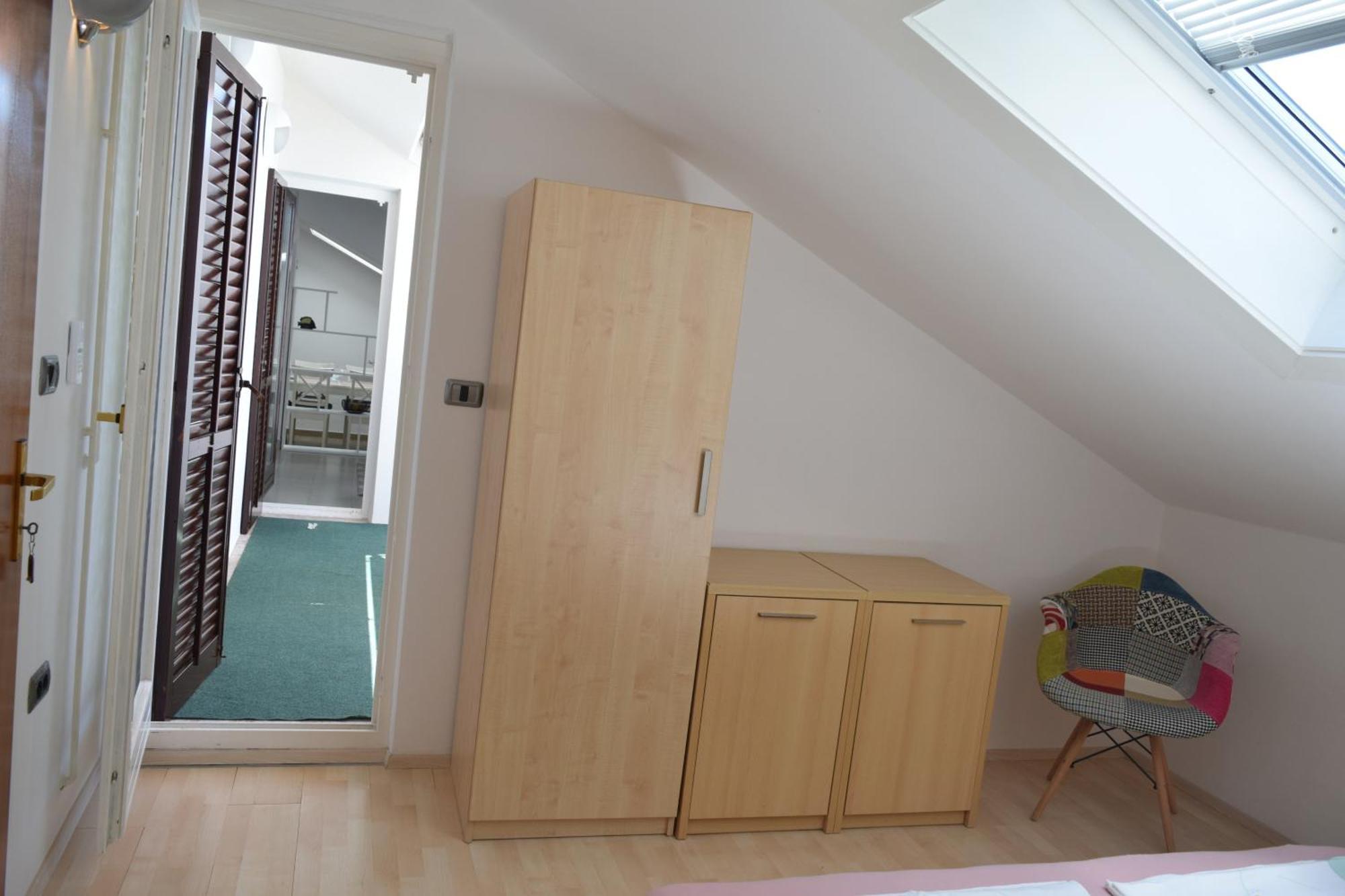 Apartments And Rooms By The Sea Barbat, Rab - 4973 Rab Town Habitación foto